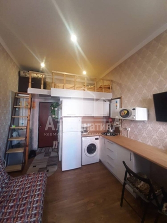 
  Продается 1-комн. квартира, 14.2 м², Велинградская ул
. Фото 10.