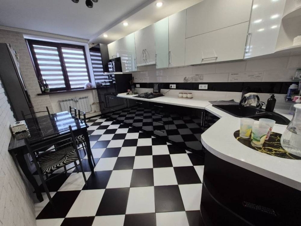 
  Продается 3-комн. квартира, 70.3 м², Калинина ул
. Фото 4.