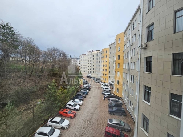 
  Продается 2-комн. квартира, 72 м², Чкалова ул
. Фото 7.