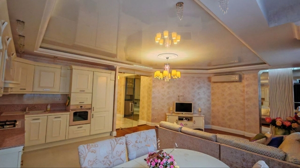 
  Продается 2-комн. квартира 77.5 м². Фото 1.