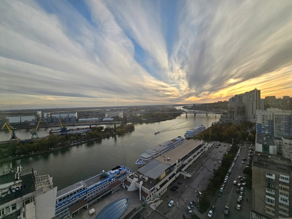 
  Продается 4-комн. квартира 300 м². Фото 2.