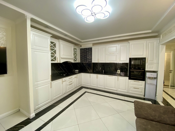 
  Продается 2-комн. квартира 76.5 м². Фото 2.