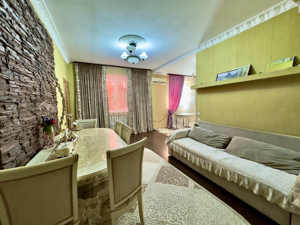 
  Продается 2-комн. квартира 64 м². Фото 2.