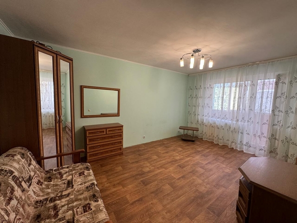 
  Сдается 1-комн. квартира 38 м². Фото 1.
