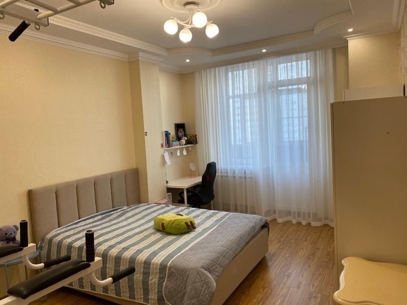 
   Продам 3-комнатную, 123 м², Текучева ул, 139В

. Фото 1.