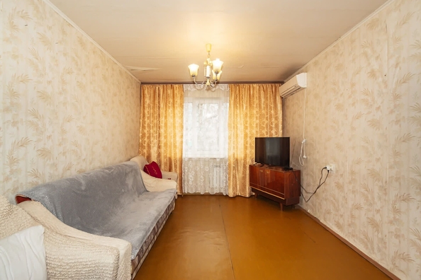 
   Продам 2-комнатную, 56 м², Зорге ул, 62

. Фото 2.