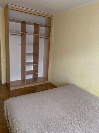 
   Продам 3-комнатную, 63 м², Кирова ул

. Фото 1.