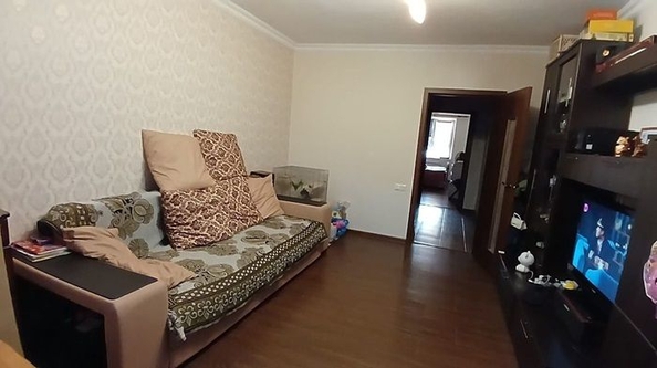 
   Продам 2-комнатную, 55 м², Энгельса ул, 101

. Фото 2.