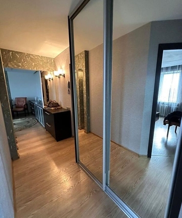 
   Продам 2-комнатную, 60 м², Курганная ул, 137/34

. Фото 3.