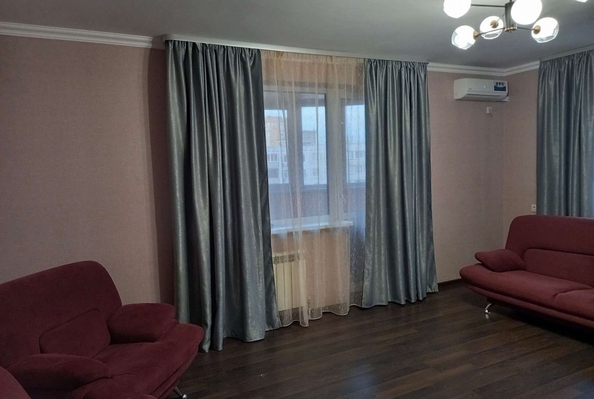 
   Продам 3-комнатную, 98.2 м², Королева пл, 2/3

. Фото 5.