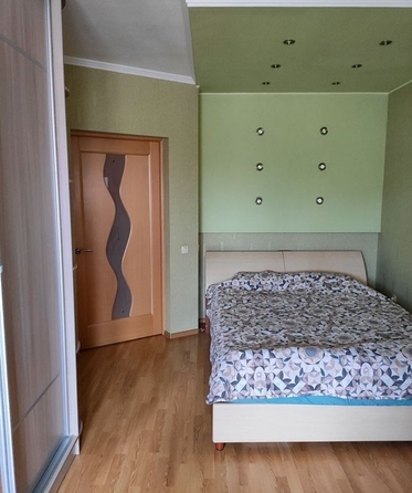 
   Продам 2-комнатную, 60 м², Искусственная ул, 2А

. Фото 1.