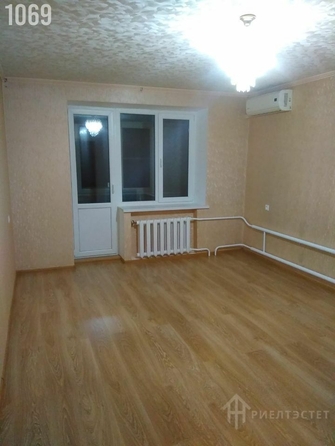 
   Продам 2-комнатную, 54 м², 40-летия Победы пр-кт, 37/6

. Фото 9.