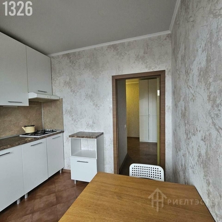 
   Продам 1-комнатную, 37 м², Венеры ул, 9/5

. Фото 6.