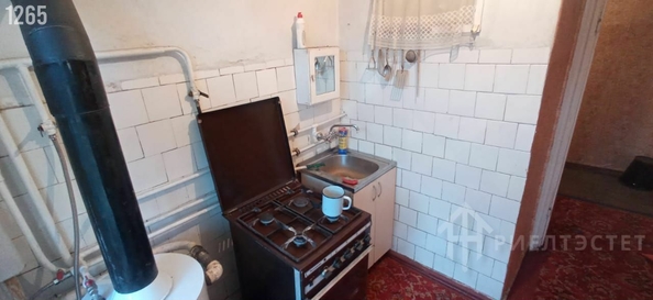 
   Продам 3-комнатную, 41 м², Лесопарковая ул, 18

. Фото 4.