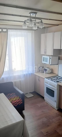 
   Продам 2-комнатную, 55.4 м², Северный массив мкр, 15

. Фото 7.