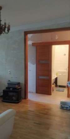 
   Продам 2-комнатную, 42 м², Комсомольская пл, 85

. Фото 3.