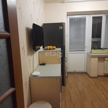 
   Продам 1-комнатную, 42.5 м², Платова ул, 83Г

. Фото 3.