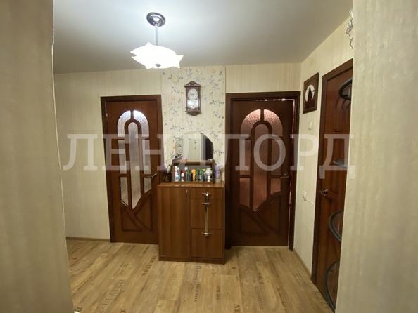 
   Продам 1-комнатную, 35 м², Космонавтов пл, 15

. Фото 3.