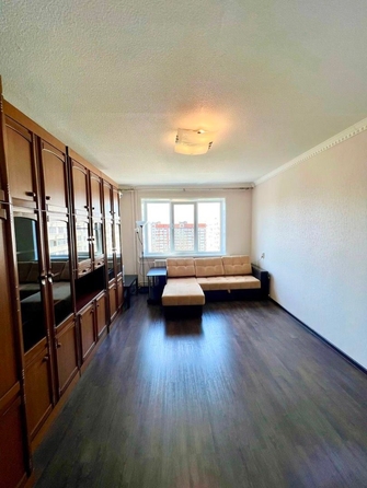 
   Продам 3-комнатную, 65 м², Думенко ул, 13/1

. Фото 8.