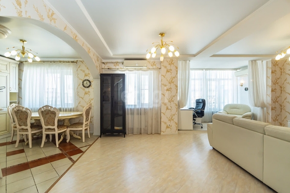 
   Продам 2-комнатную, 80.4 м², Извилистая ул, 9

. Фото 4.