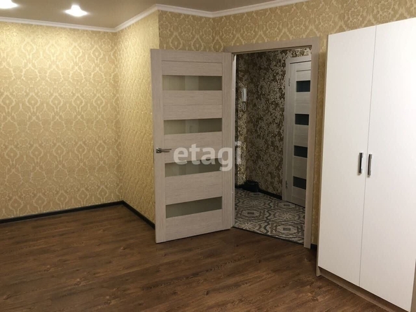 
   Продам 1-комнатную, 38 м², Извилистая ул, 7/2

. Фото 3.