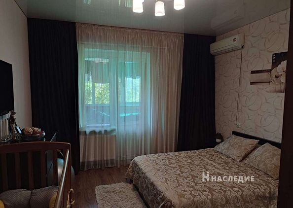 
   Продам 4-комнатную, 92.2 м², Нестерова ул, 28/1

. Фото 1.