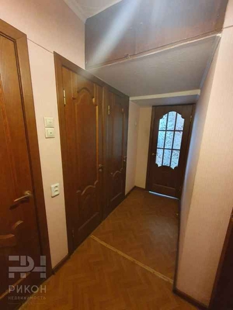 
   Продам 3-комнатную, 56 м², Малиновского ул, 18

. Фото 7.