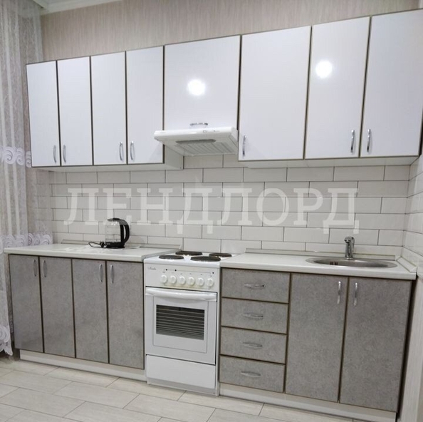 
   Продам 2-комнатную, 57 м², Скачкова ул, 62

. Фото 7.