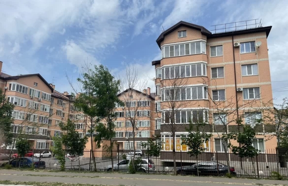 
   Продам 1-комнатную, 45 м², 

. Фото 8.