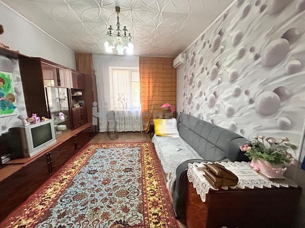 
   Продам 3-комнатную, 65 м², Дзержинского ул, 7/7

. Фото 6.