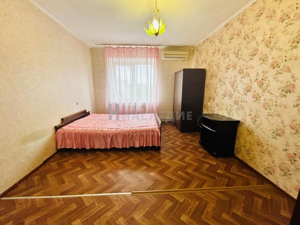 
   Продам 1-комнатную, 34.5 м², 50 лет Победы б-р, 10А

. Фото 4.