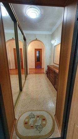 
   Продам 3-комнатную, 120 м², Гагарина пл, 8Е

. Фото 2.