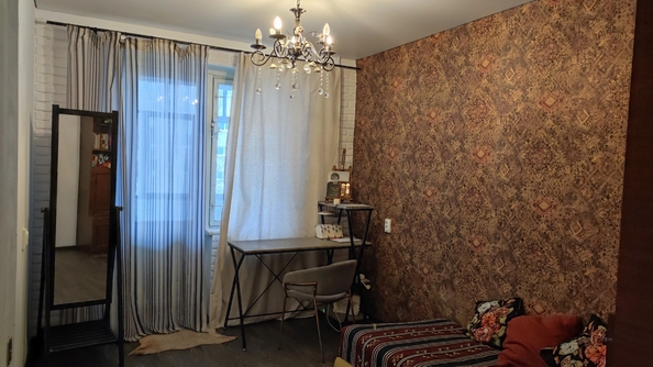 
   Продам 3-комнатную, 63 м², Добровольского ул, 40

. Фото 1.