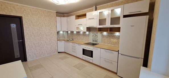 
   Продам 1-комнатную, 46 м², Таганрогская ул, 132/2

. Фото 1.