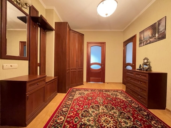 
   Продам 4-комнатную, 143 м², Петрашевского ул, 36

. Фото 7.