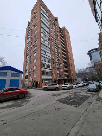 
   Продам 1-комнатную, 37.6 м², Темерницкая ул, 2 ст 1

. Фото 1.