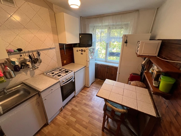 
   Продам 3-комнатную, 95 м², Ларина ул, 17

. Фото 1.