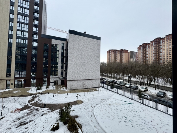 
   Продам 1-комнатную, 40 м², Берберовская ул, 9 ст 1

. Фото 13.