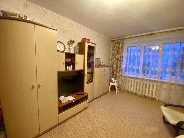 
   Продам 3-комнатную, 65 м², 40-летия Победы пр-кт, 87 к 1

. Фото 3.