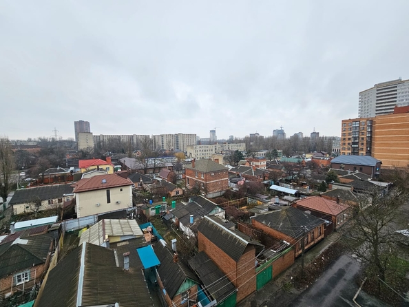 
   Продам 2-комнатную, 70 м², Миллеровская ул, 100/21

. Фото 7.