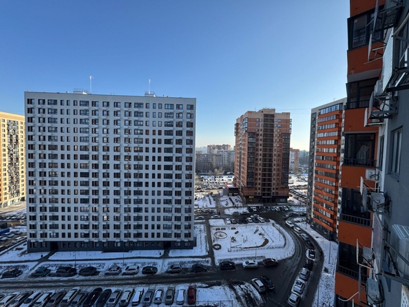 
   Продам 1-комнатную, 46 м², Венеры ул, 23

. Фото 22.