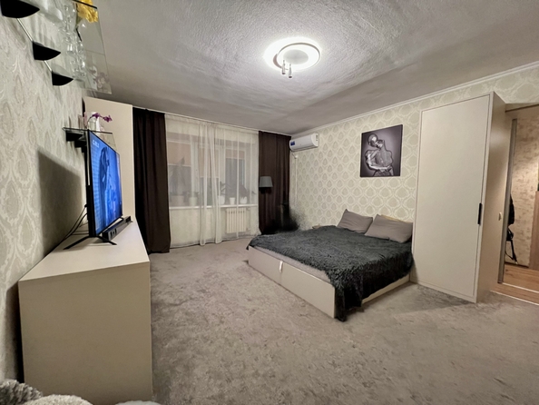 
   Продам 1-комнатную, 42 м², Платова ул, 83 г

. Фото 3.