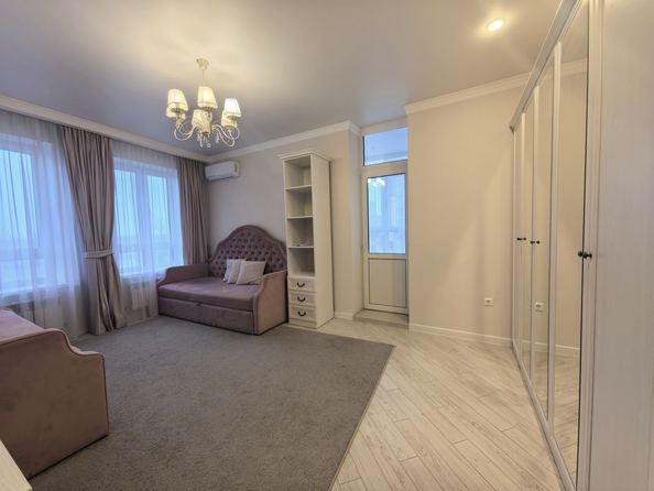 
   Продам 2-комнатную, 77 м², Береговая ул, 117

. Фото 4.