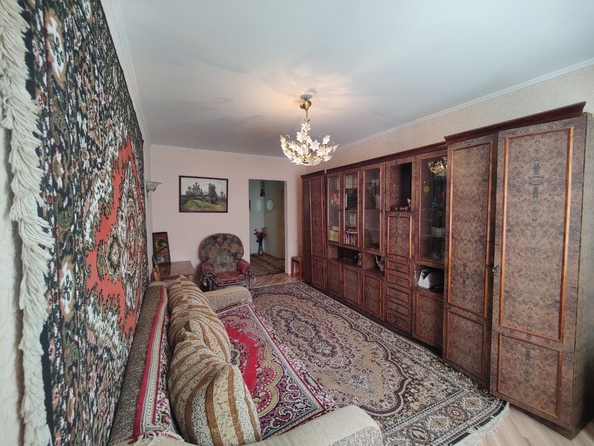 
   Продам 2-комнатную, 52.2 м², Комарова б-р, 10

. Фото 7.
