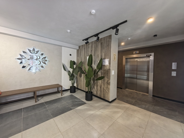
   Продам 1-комнатную, 37.9 м², Берберовская ул, 32

. Фото 19.