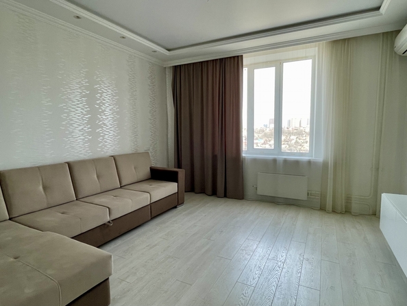
   Продам 2-комнатную, 57 м², Скачкова ул, 62

. Фото 12.