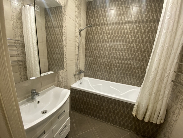 
   Продам 2-комнатную, 56 м², Еременко ул, 94

. Фото 11.