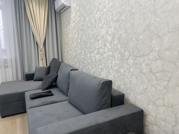 
   Продам 1-комнатную, 53 м², Батуринская ул, 163

. Фото 11.