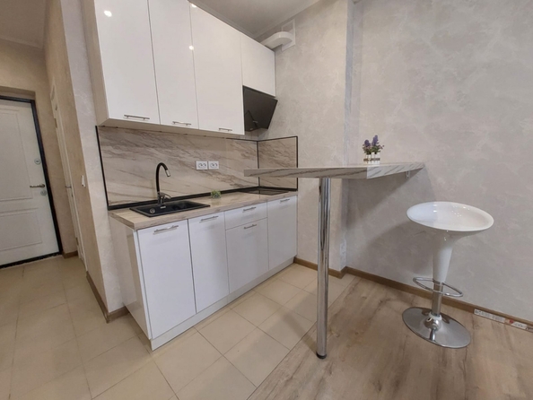 
   Продам студию, 28 м², 2-я Володарского ул, 170/41

. Фото 4.