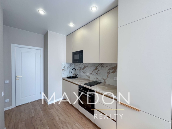
   Продам 1-комнатную, 38 м², Нансена ул, 109к5

. Фото 2.